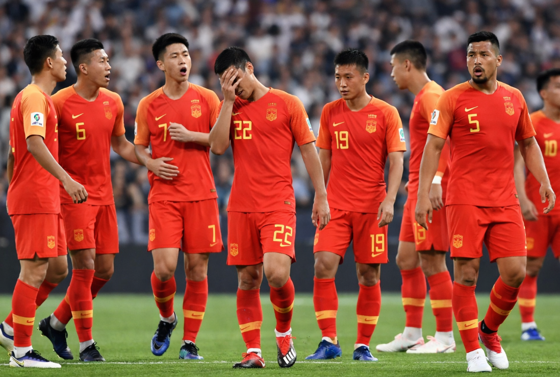 重庆铜梁龙新援“冷板凳”之谜：本土锋霸缘何难获首发？